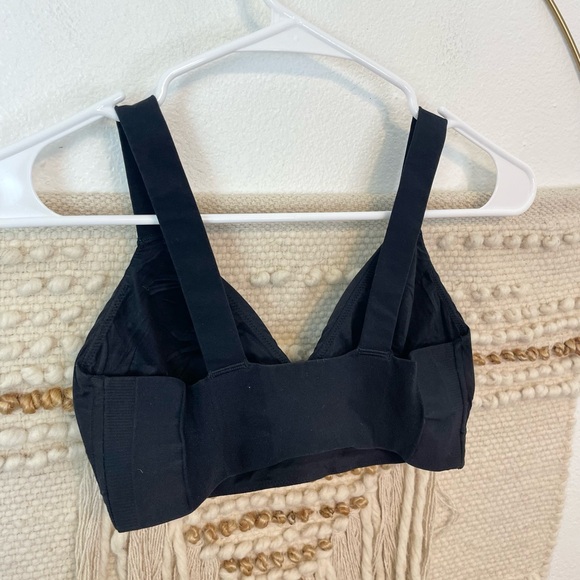 SPANX Bras 2 Pack Size M - Picture 6 of 7